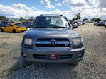 Toyota Sequoia 2005