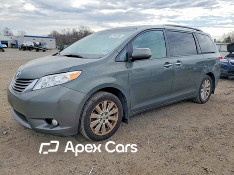 Toyota Sienna 2013 - Image 1 of 13