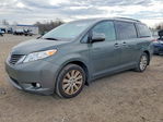 Toyota Sienna 2013
