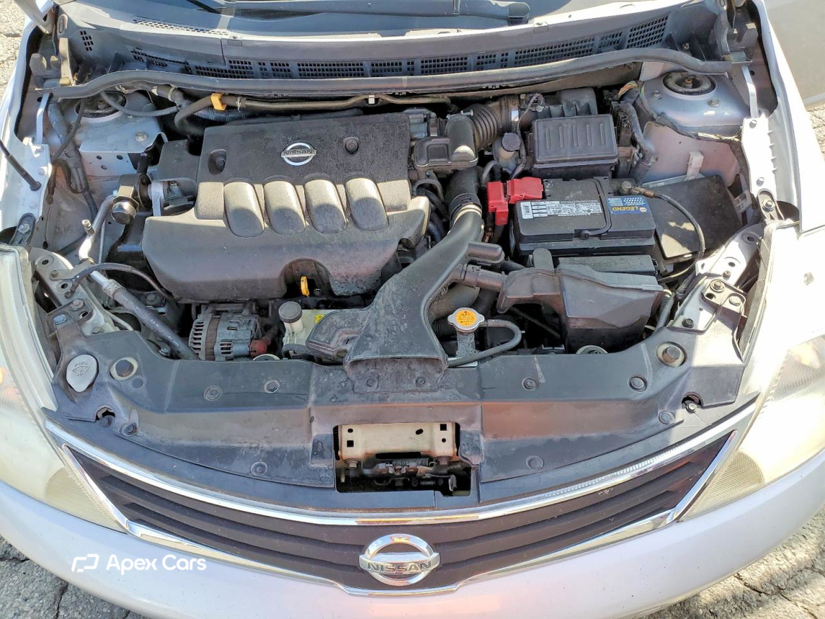 Nissan Versa 2011