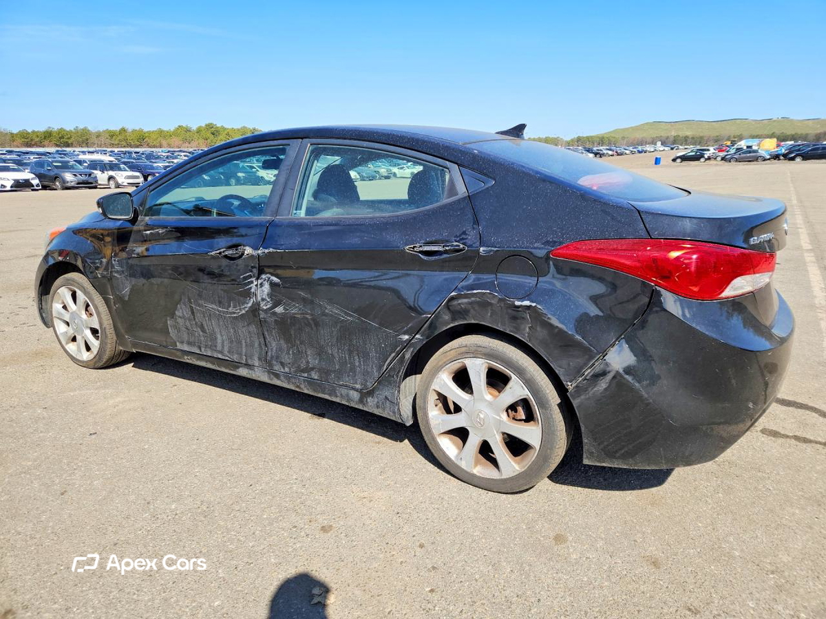 Hyundai Elantra 2011