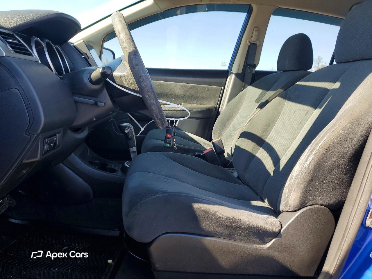 Nissan Versa 2011