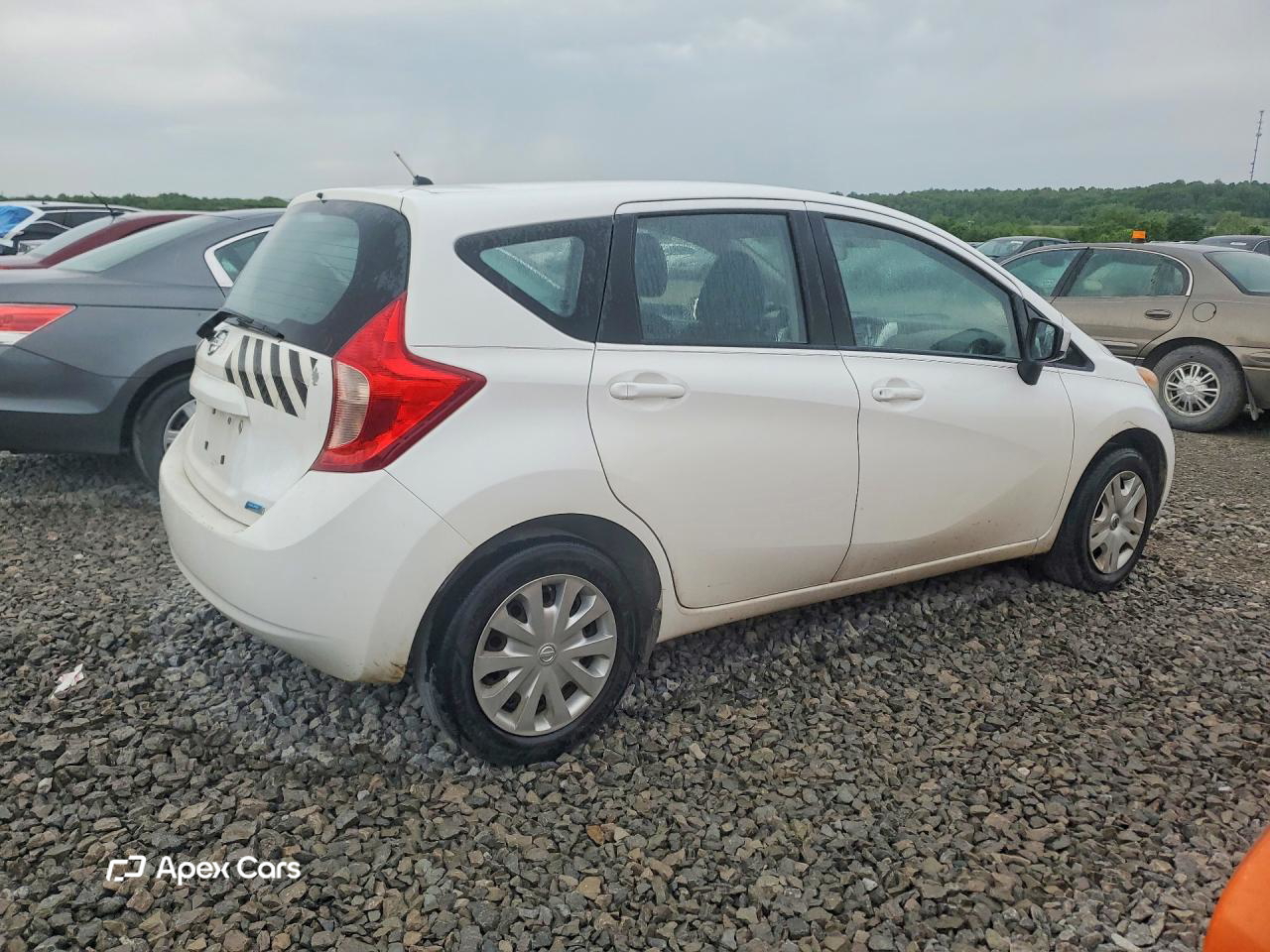 Nissan Versa 2015