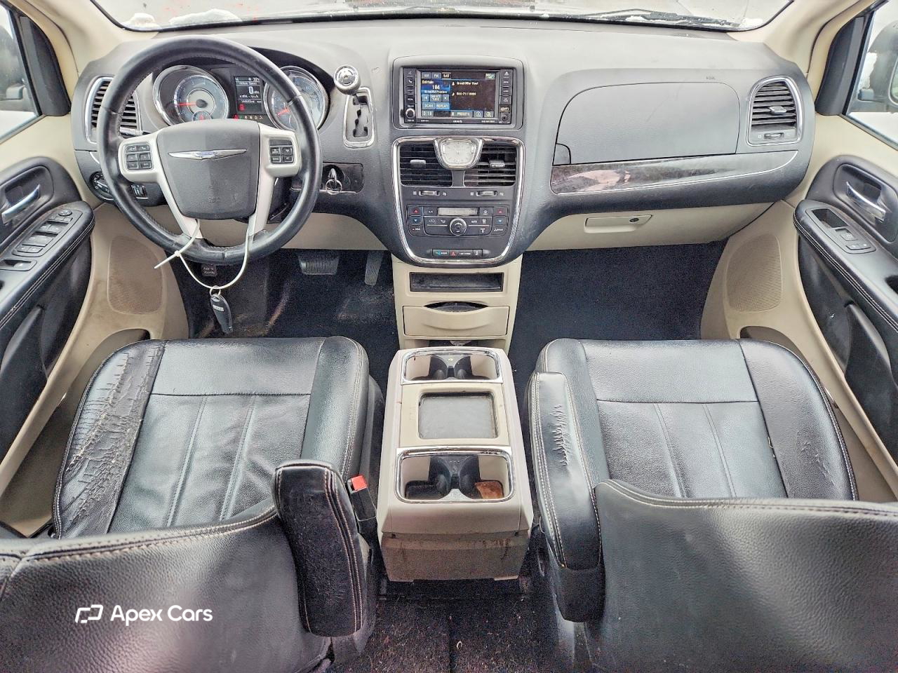 Chrysler Voyager 2015