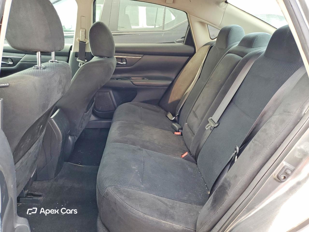 Nissan Altima 2015