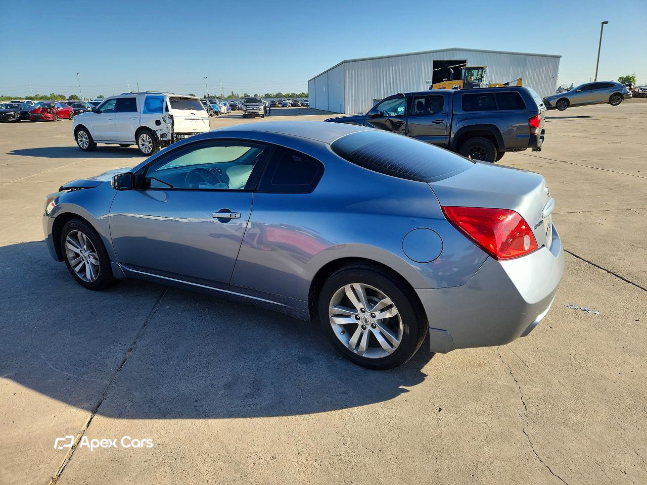 Nissan Altima 2010