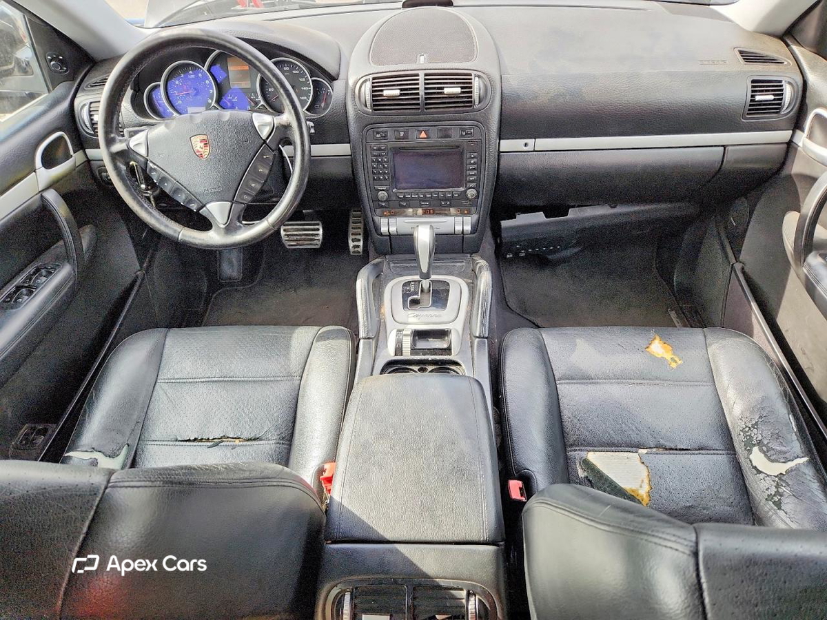 Porsche Cayenne 2005