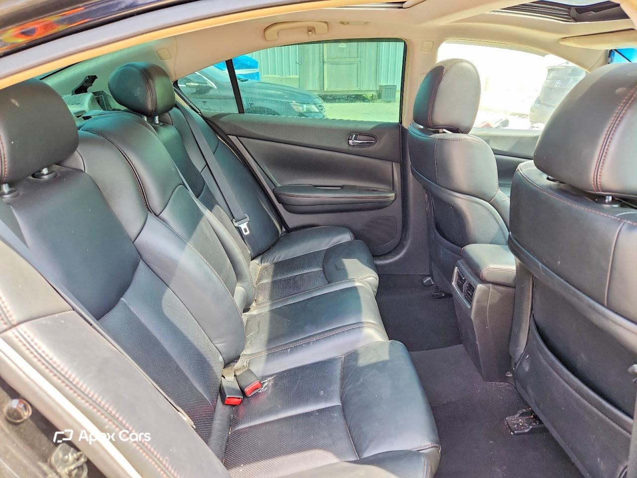 Nissan Maxima 2011