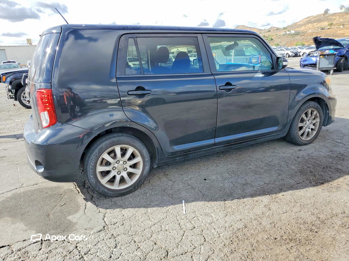 Scion xB 2013