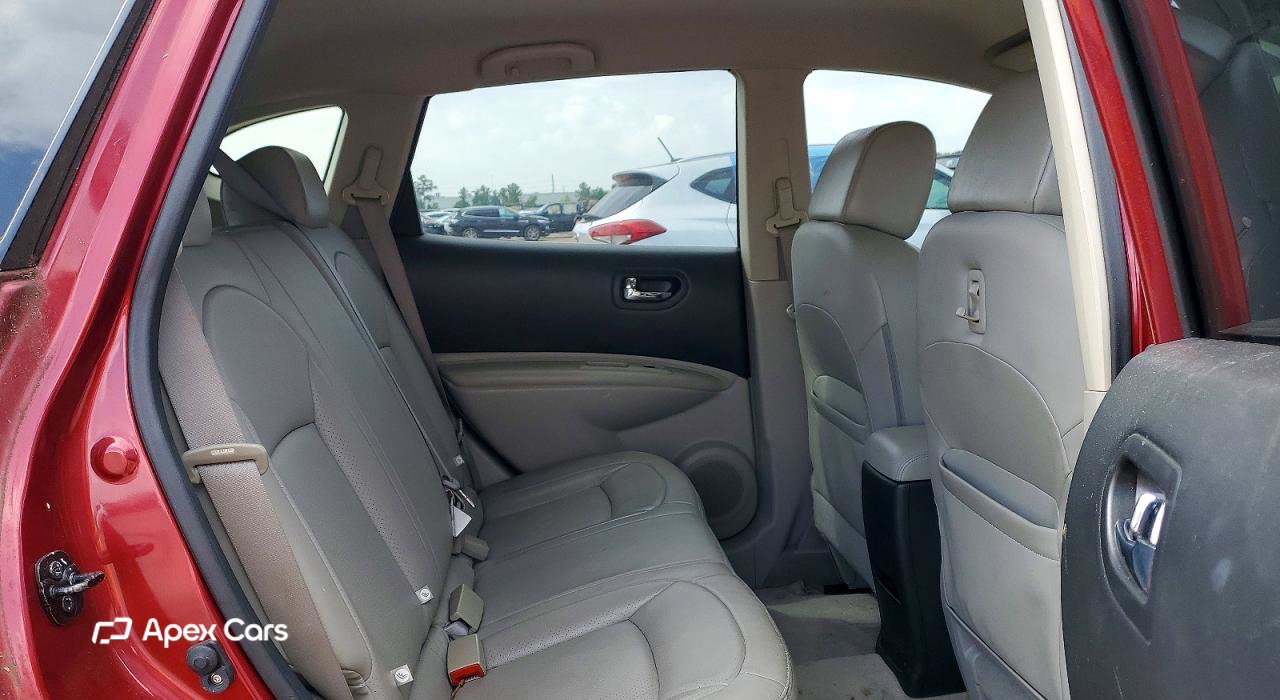 Nissan Rogue 2010