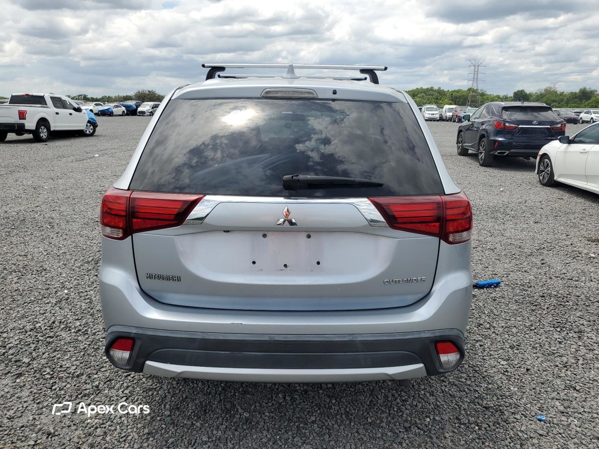 Mitsubishi Outlander 2017