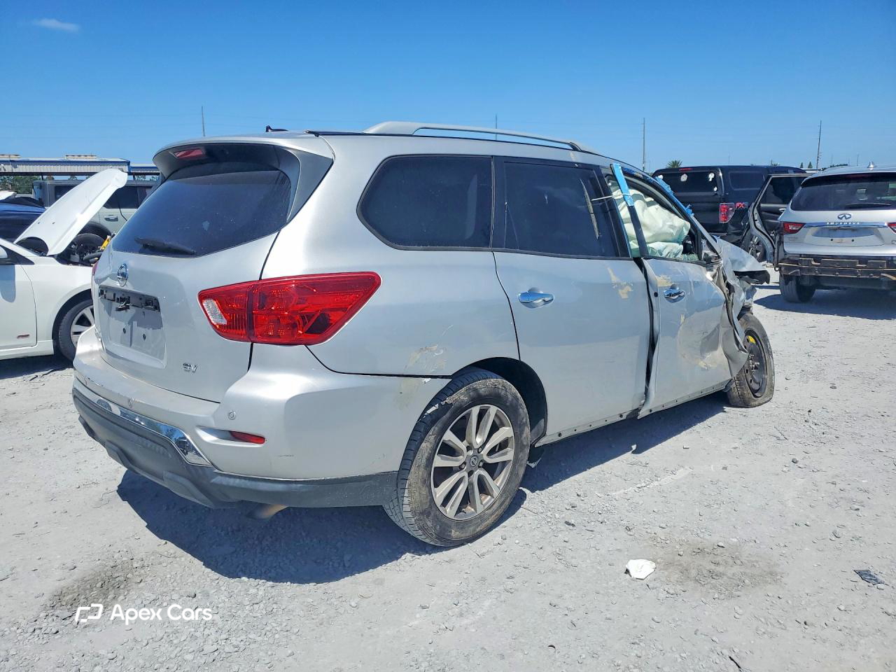 Nissan Pathfinder 2018