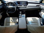 Lexus ES 2021