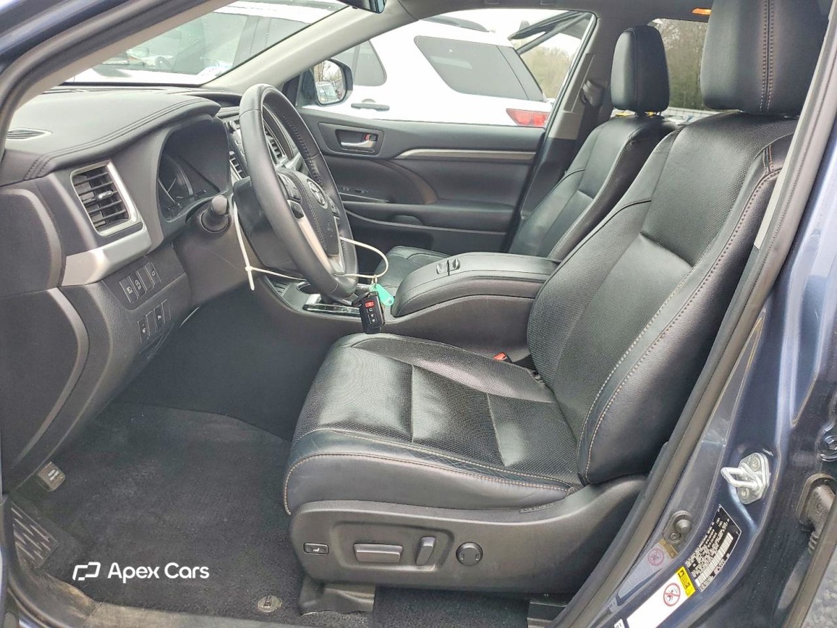 Toyota Highlander 2019
