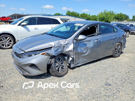 Kia Forte 2024 - Image 1 of 11
