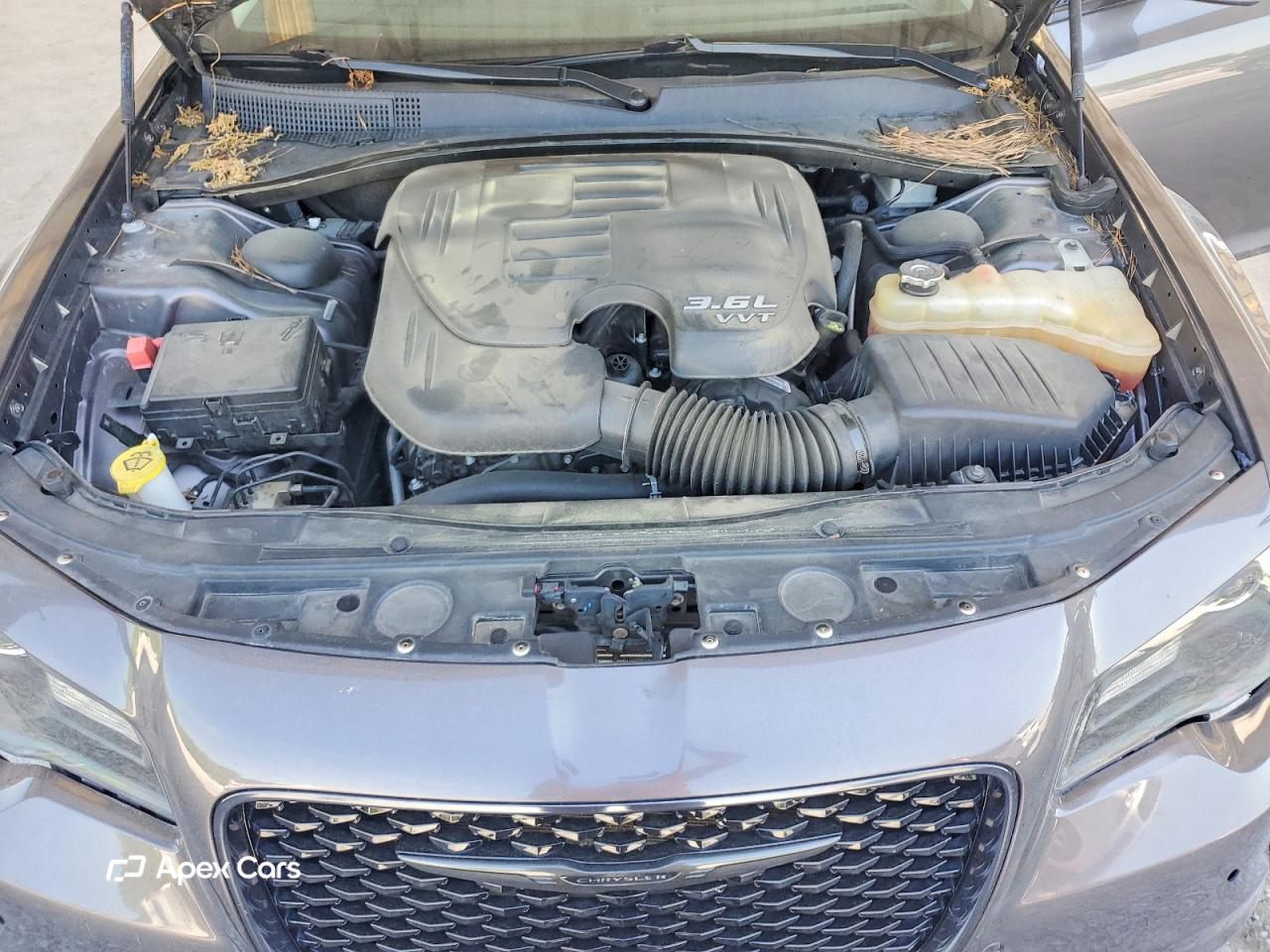 Chrysler 300 2021