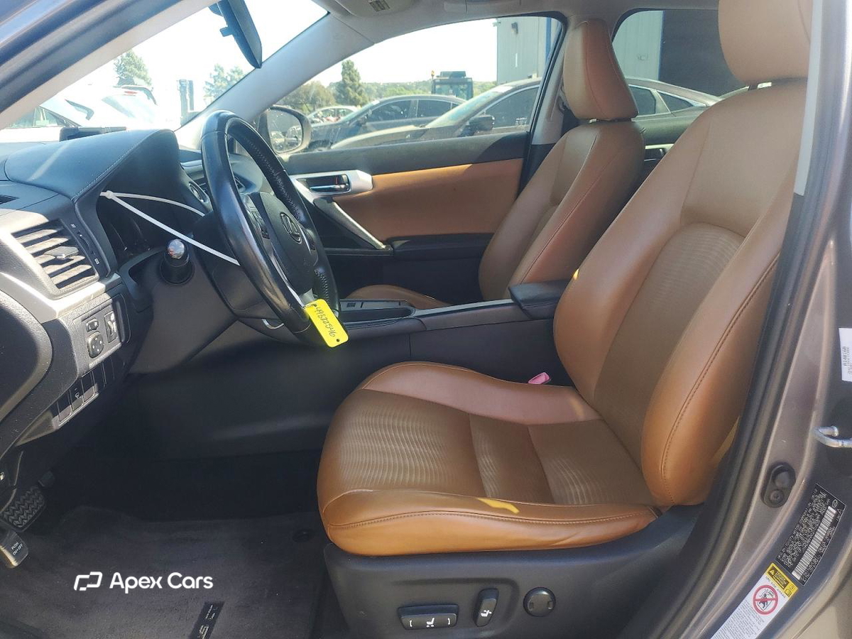 Lexus CT 2012