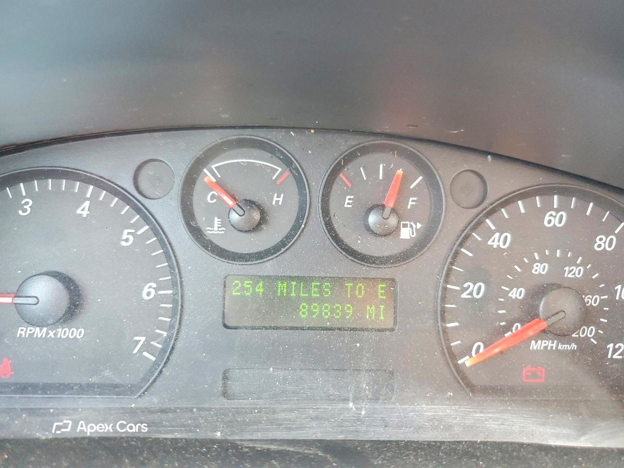 Ford Taurus 2004