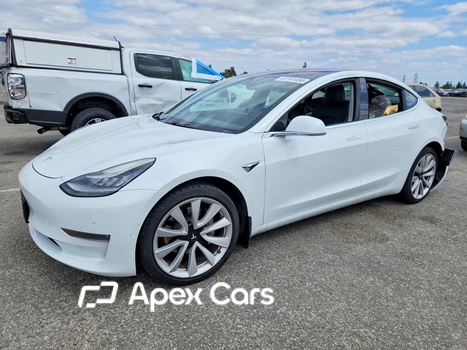 Tesla Model 3 2018 - Image 1 of 12