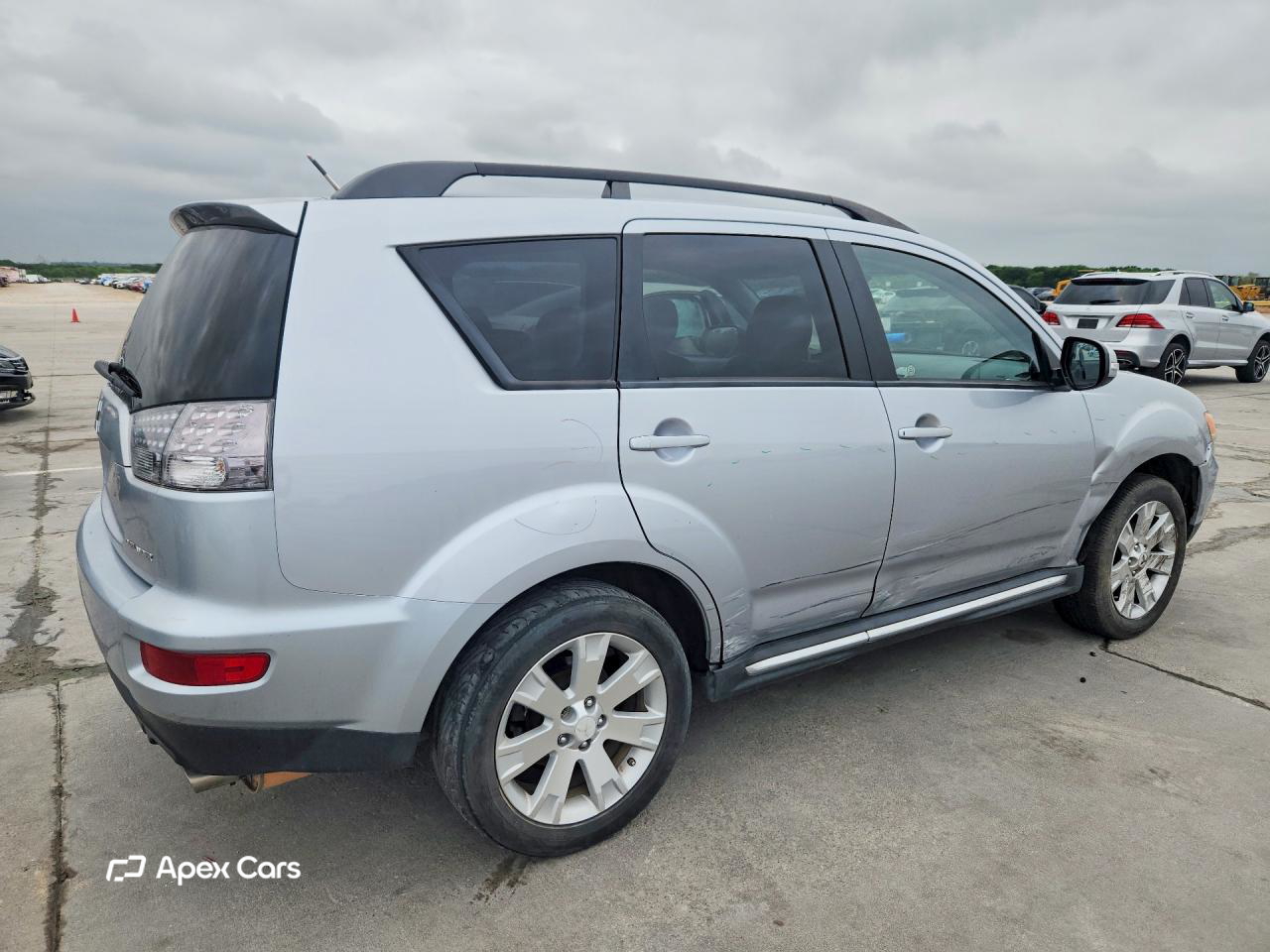 Mitsubishi Outlander 2010