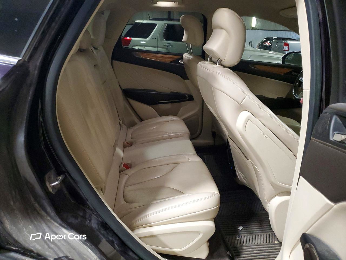 Lincoln MKZ 2015