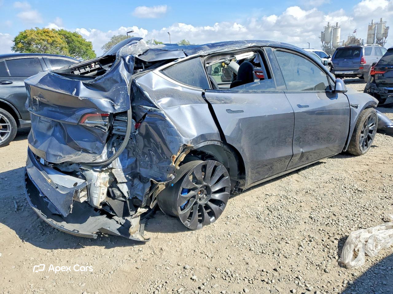 Tesla Model Y 2023