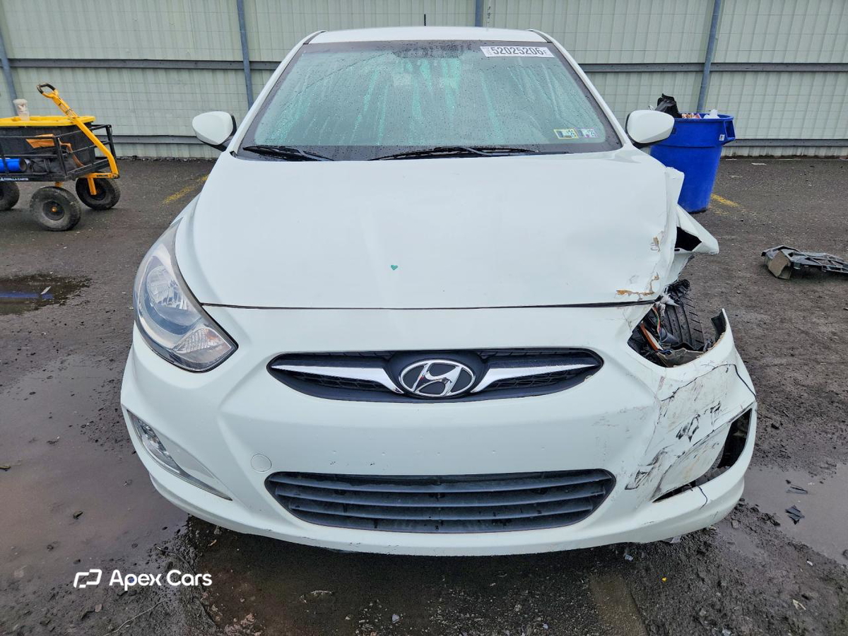Hyundai Accent 2012