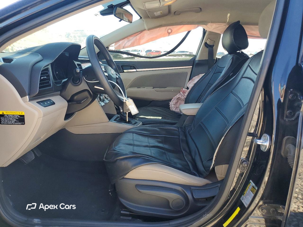 Hyundai Elantra 2019