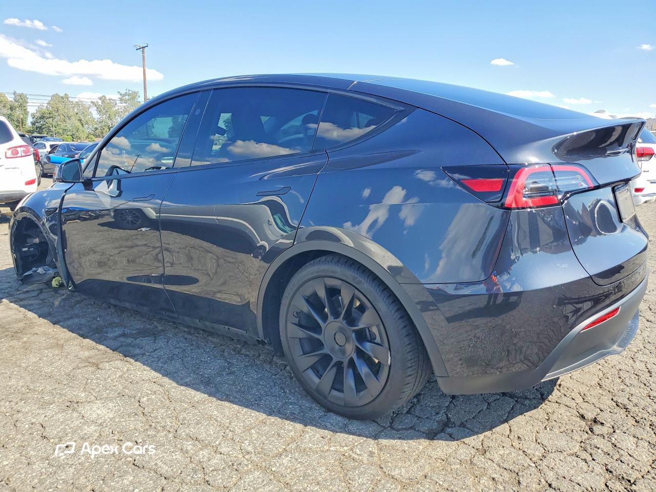 Tesla Model Y 2024