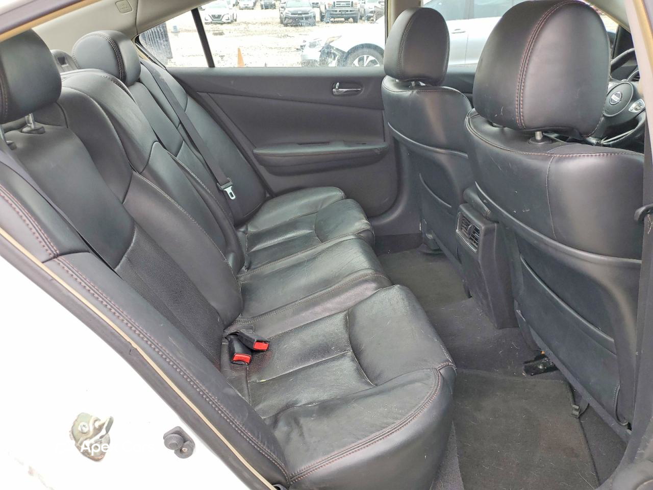 Nissan Maxima 2014