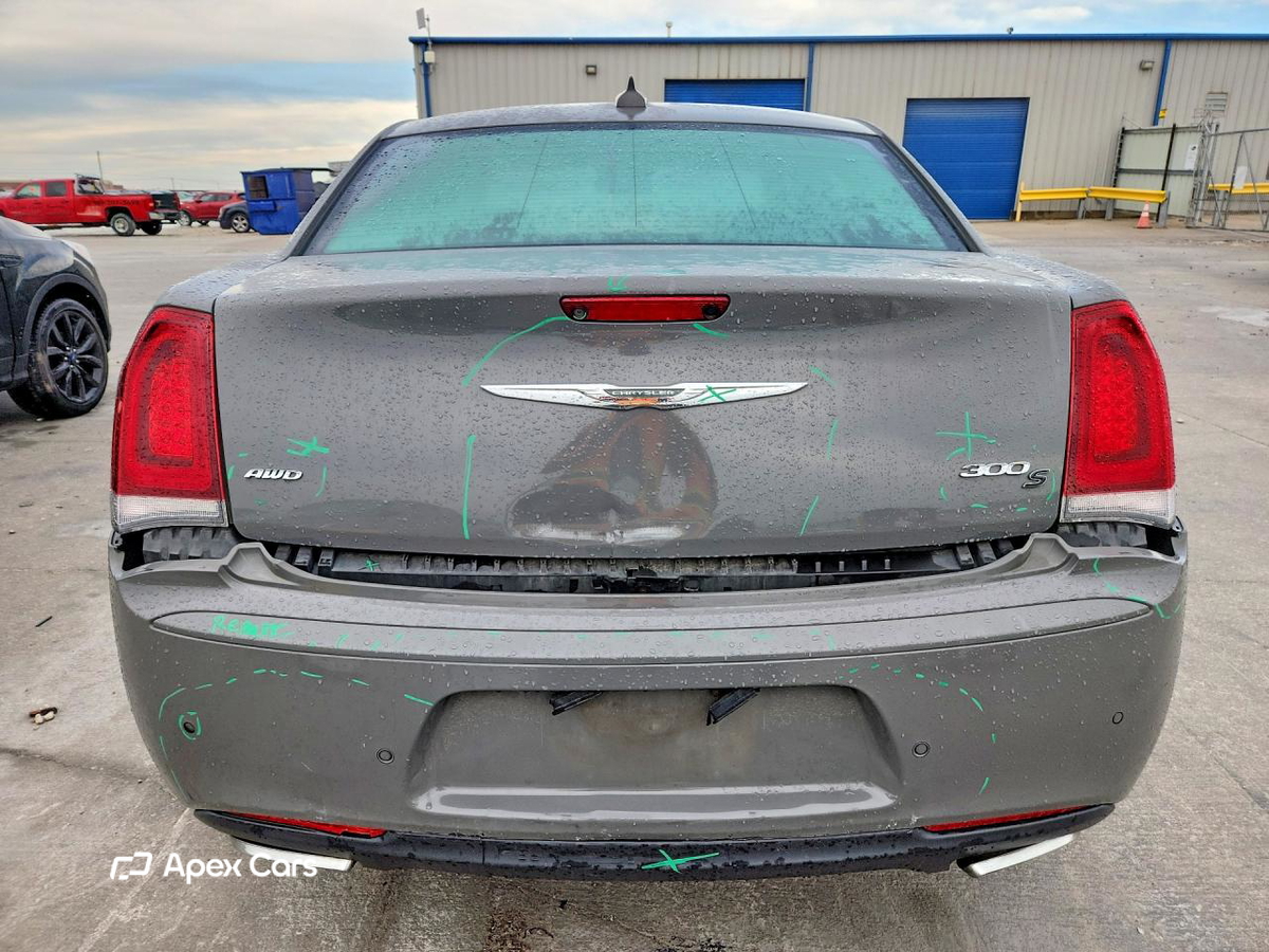 Chrysler 300 2017