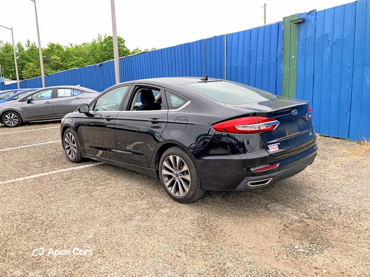 Ford Fusion 2020