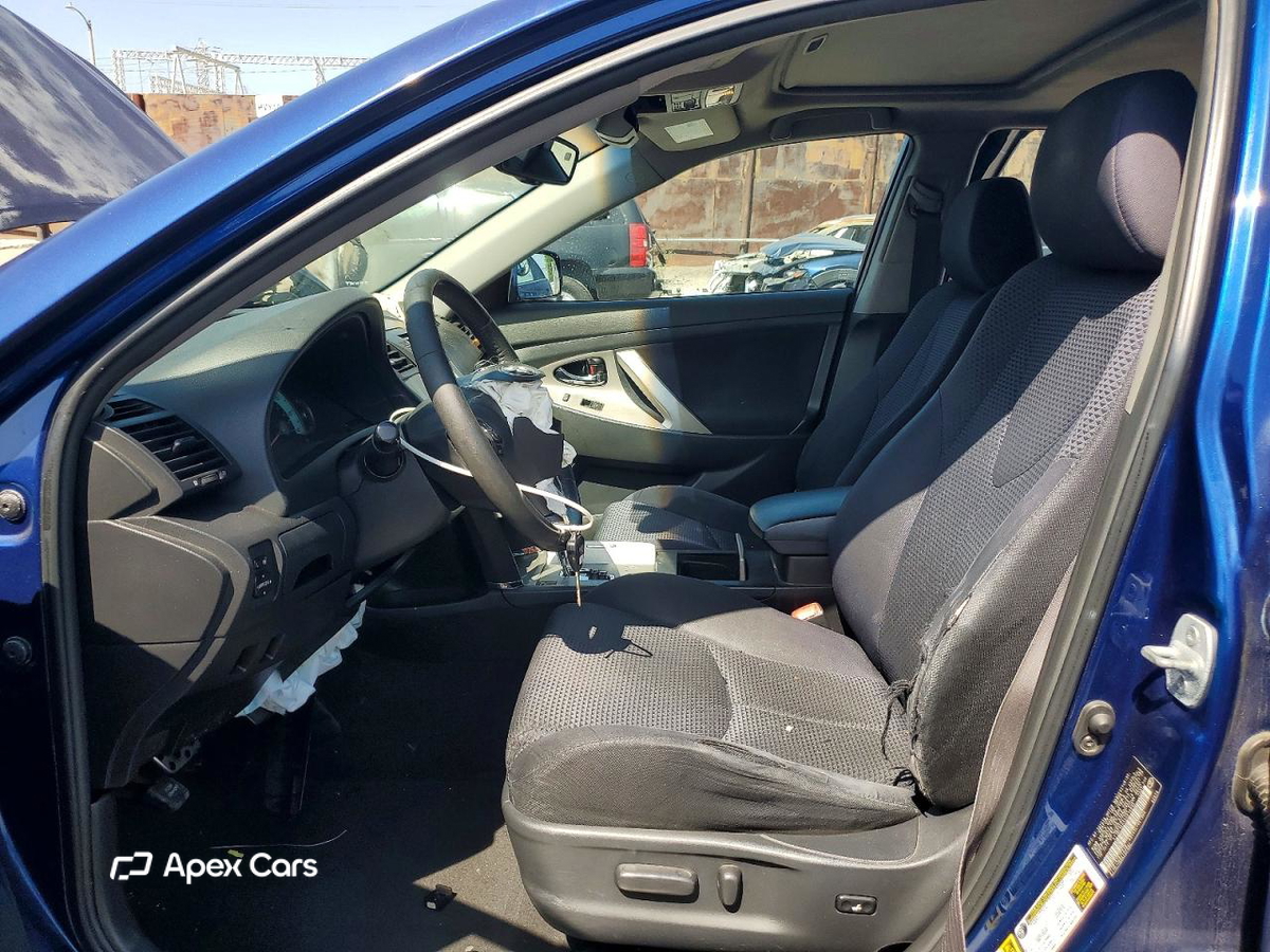 Toyota Camry 2010
