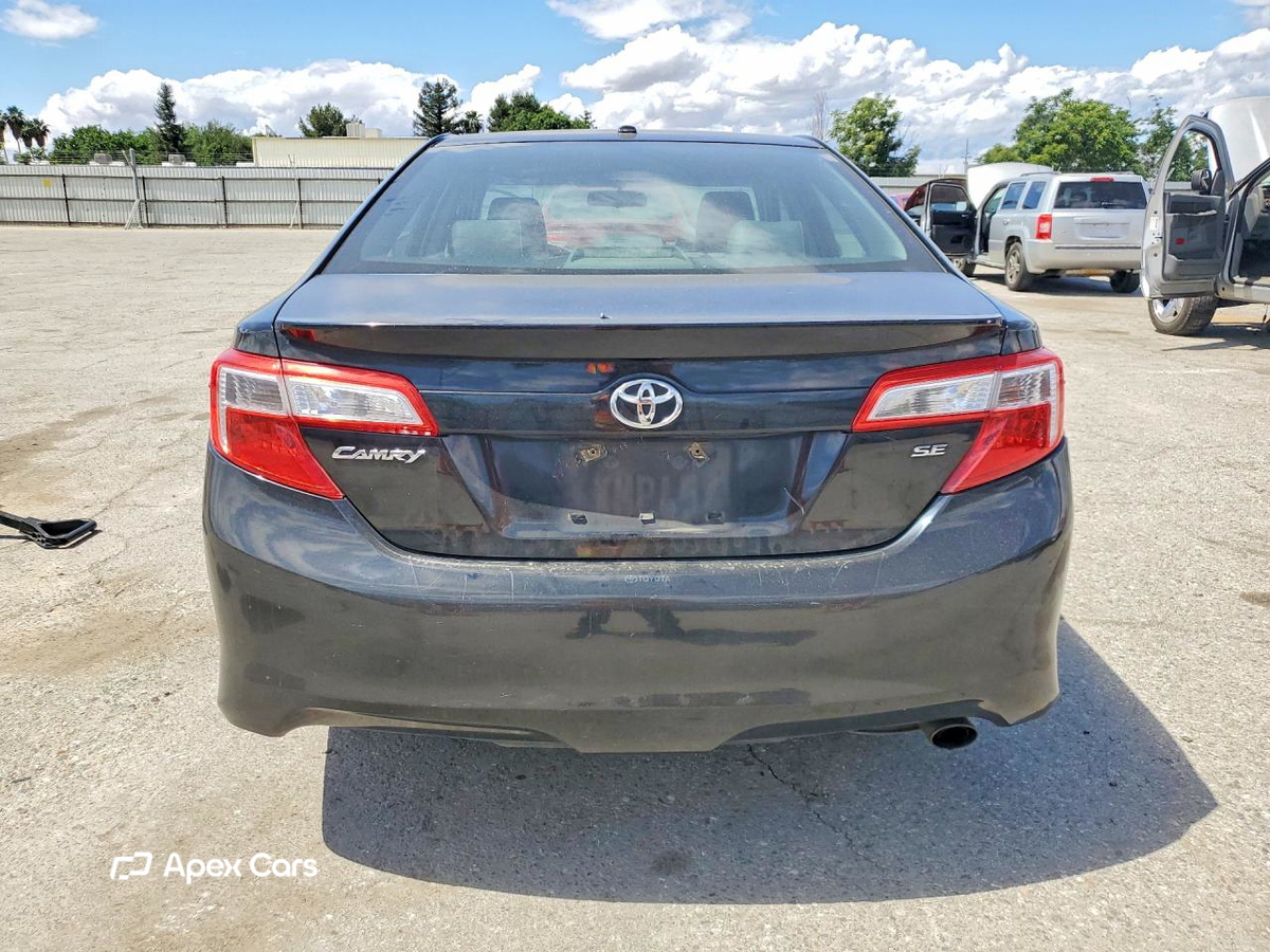 Toyota Camry 2012