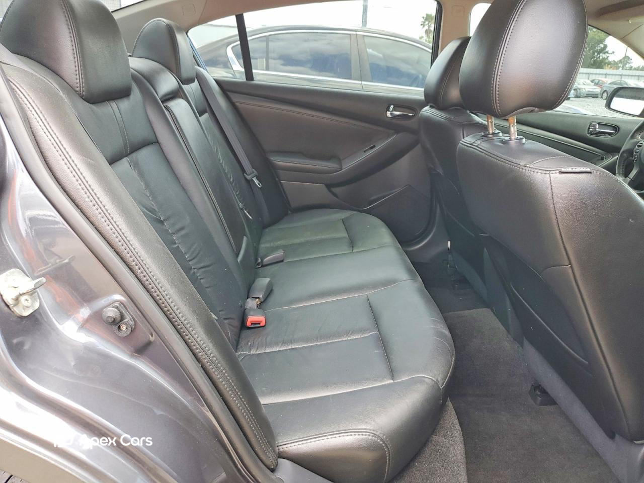 Nissan Altima 2012