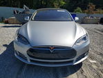 Tesla Model S 2015