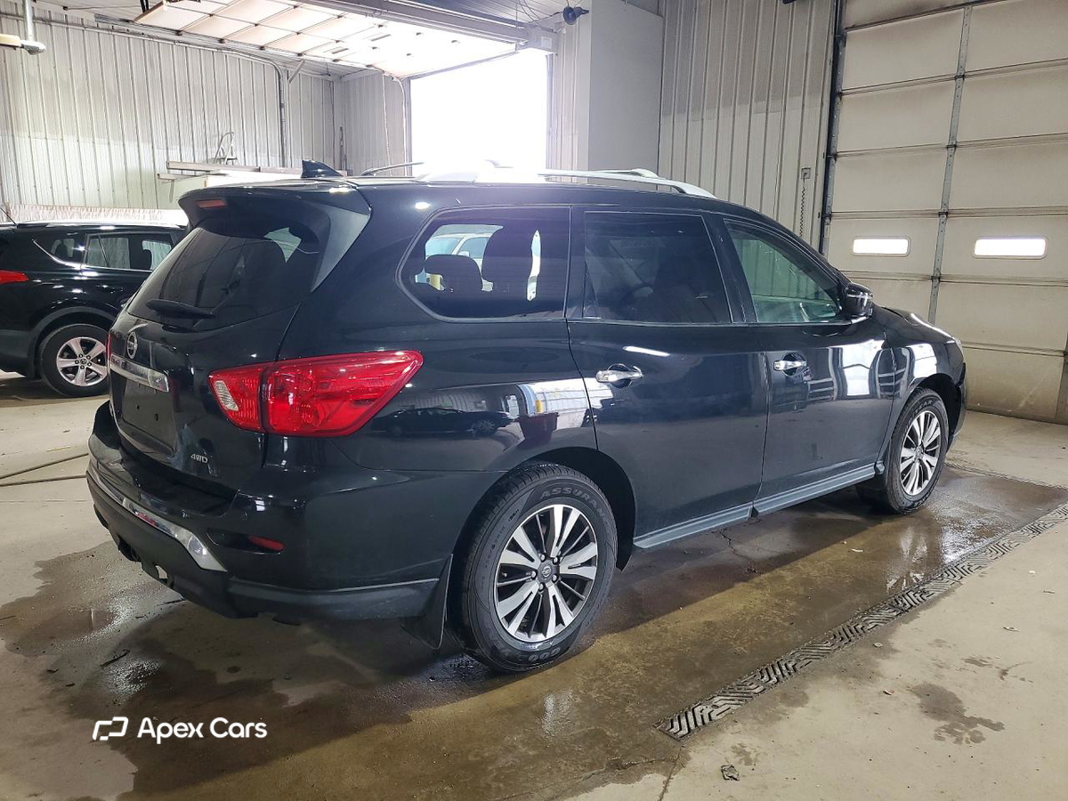 Nissan Pathfinder 2019