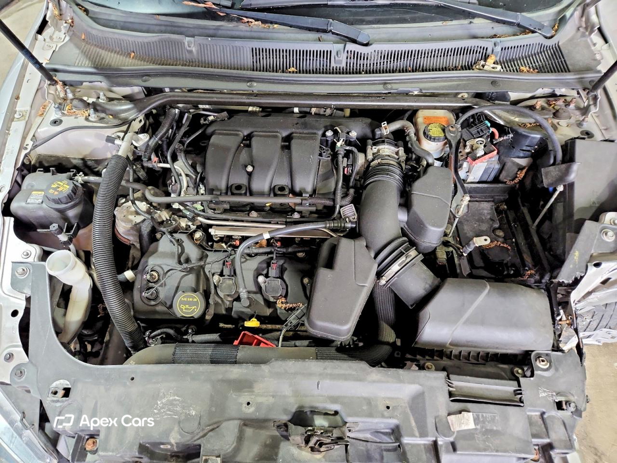 Ford Taurus 2016