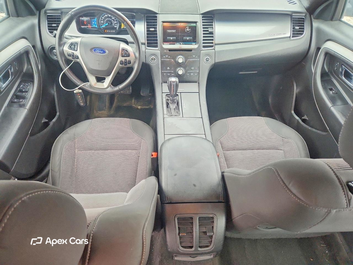 Ford Taurus 2015