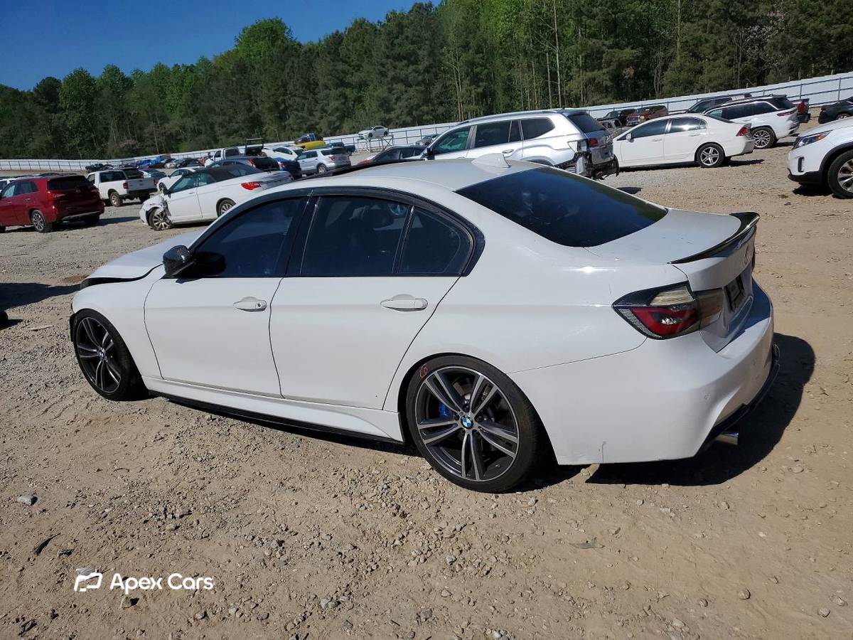 BMW Series 3 2015