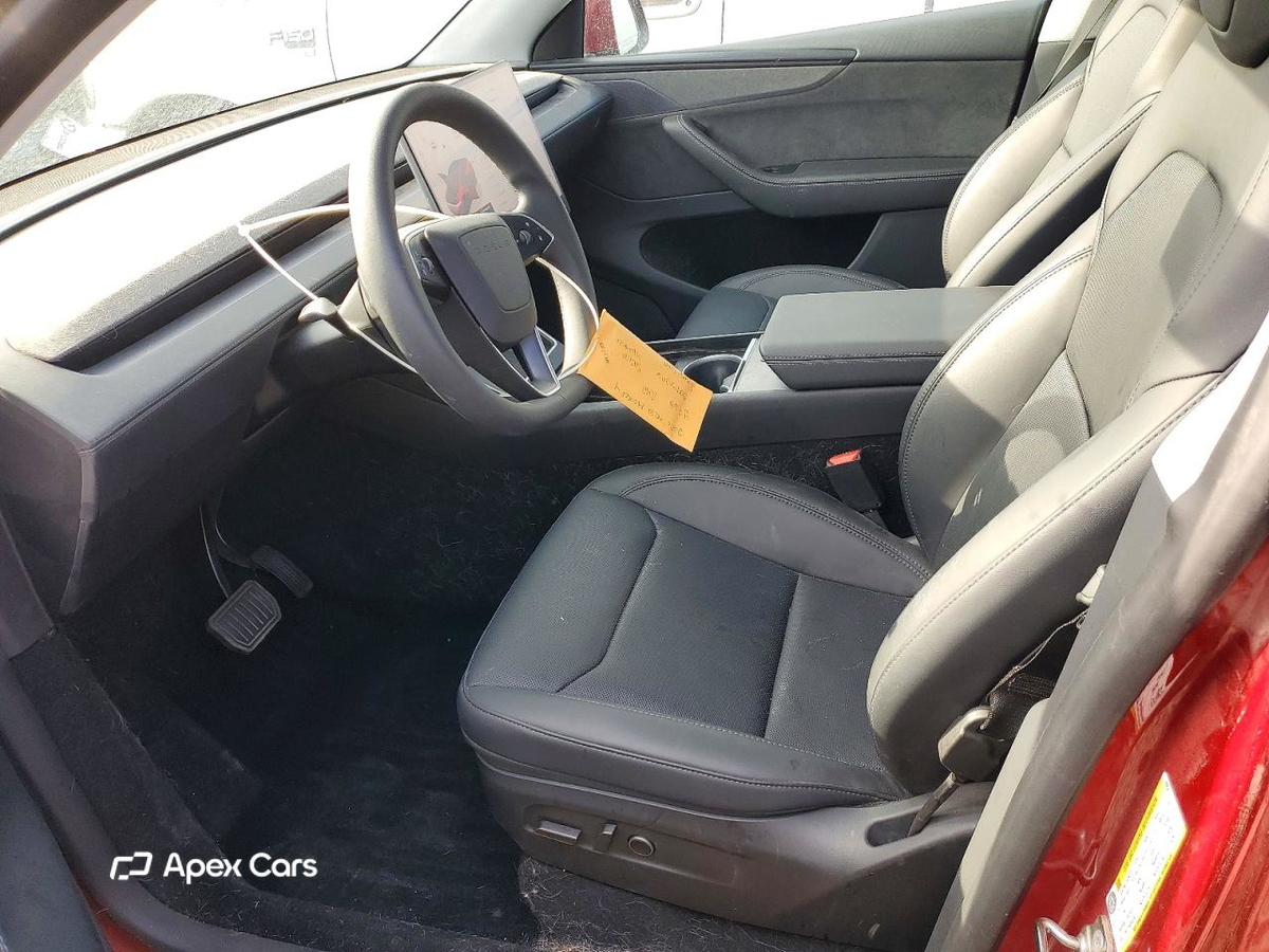 Tesla Model Y 2026