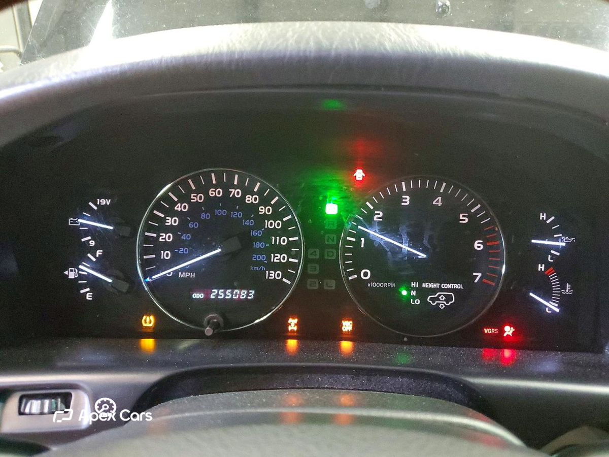 Lexus LX 2006
