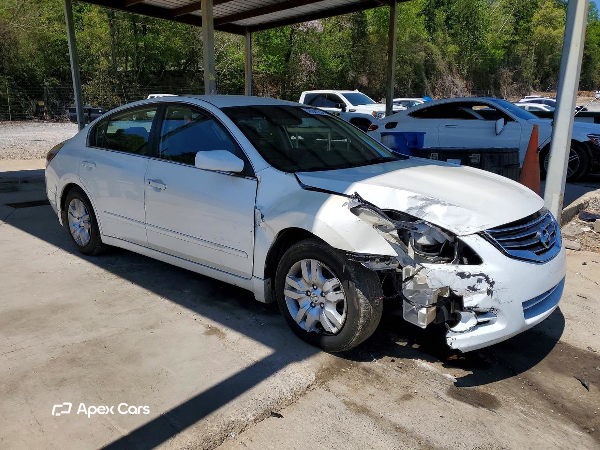 Nissan Altima 2010