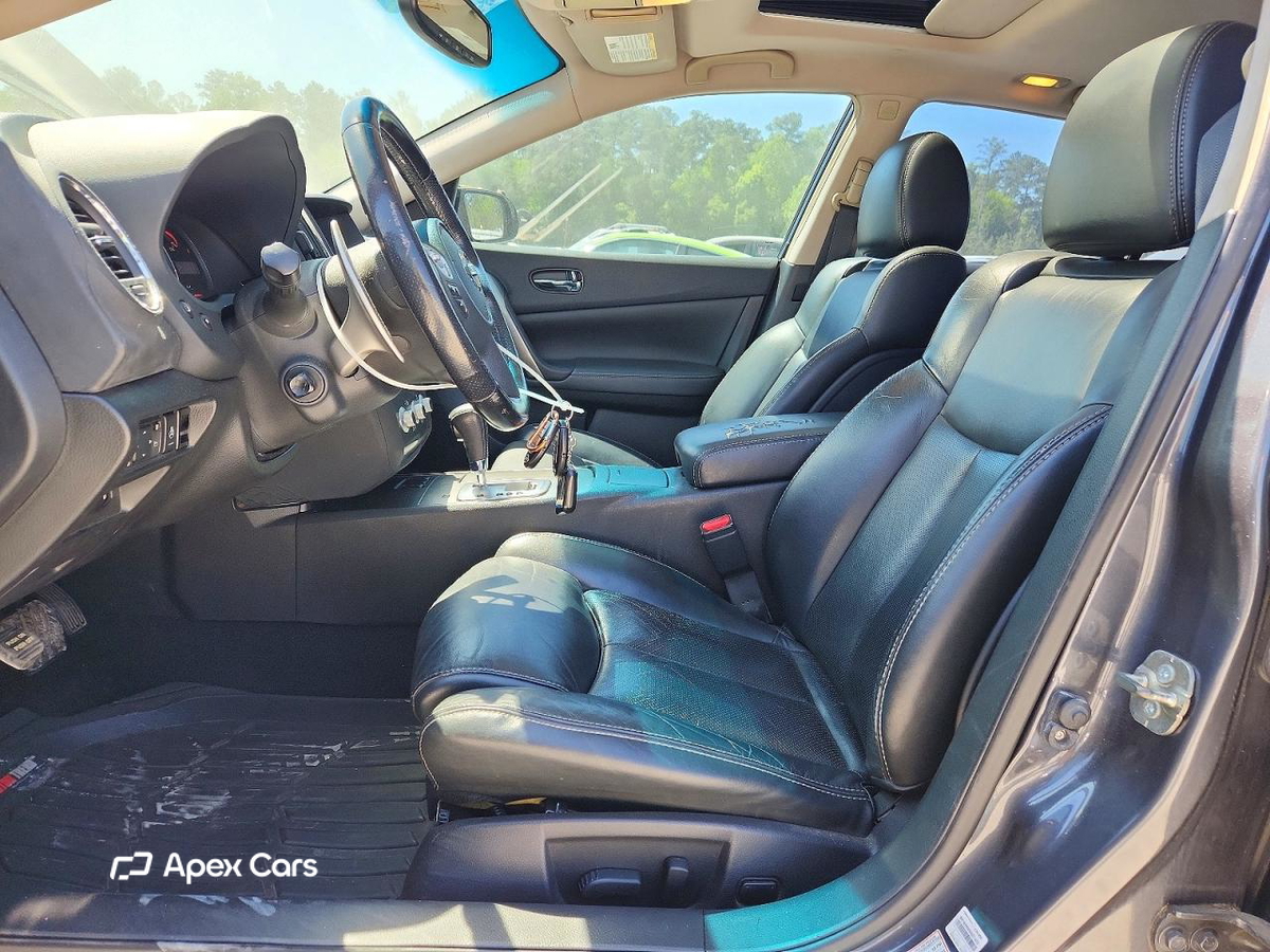 Nissan Maxima 2012
