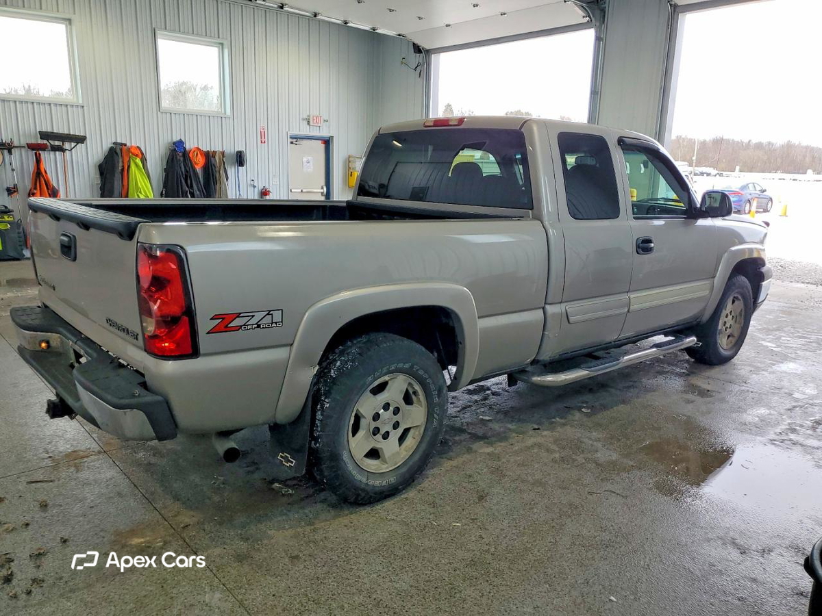 Chevrolet Silverado 2005
