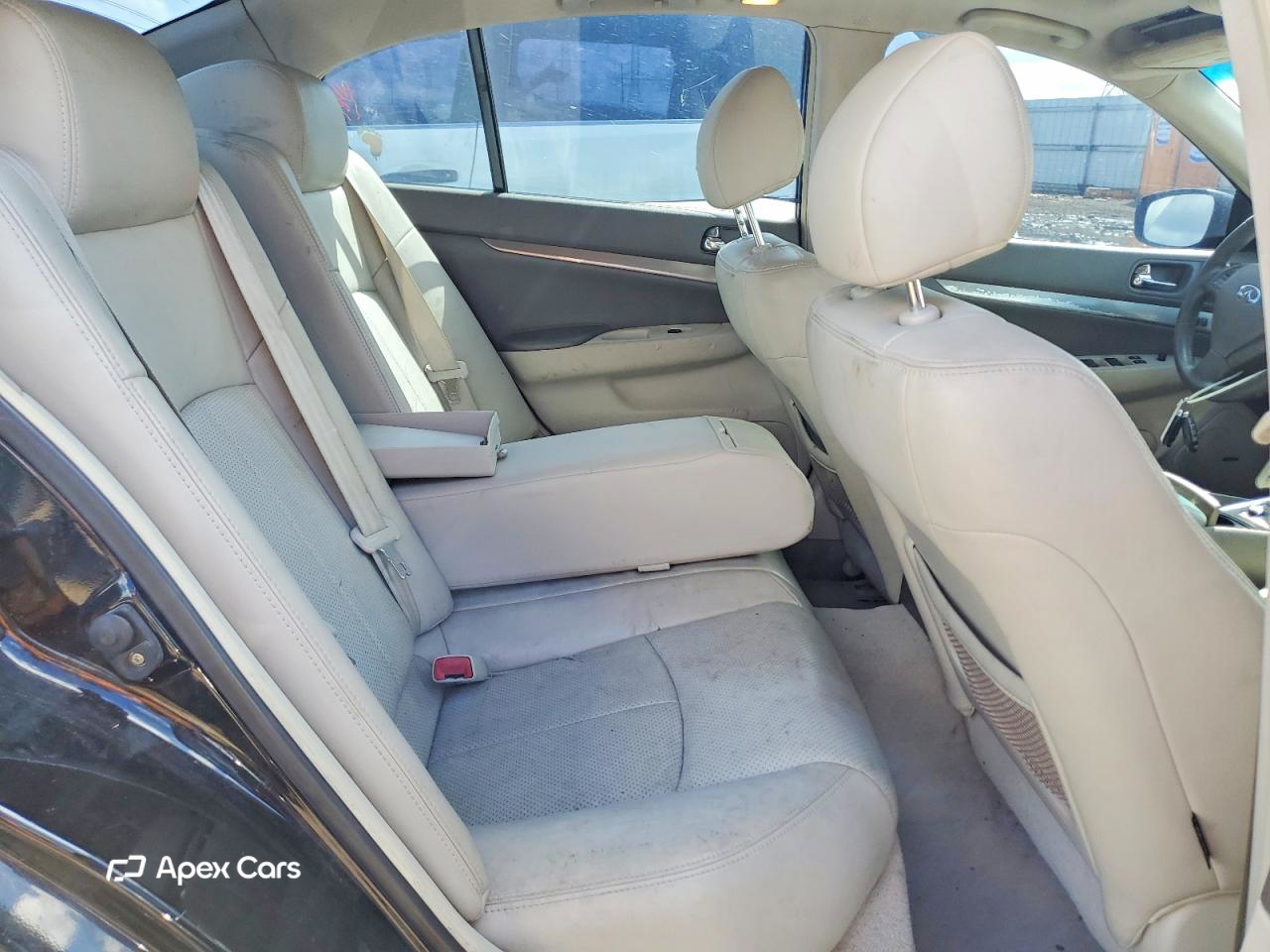 Infiniti G 2013
