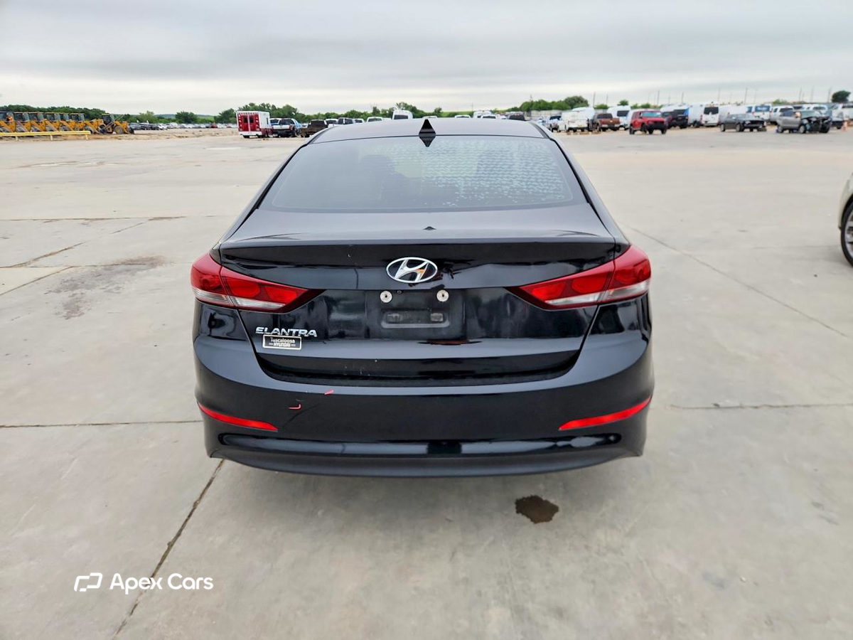 Hyundai Elantra 2017