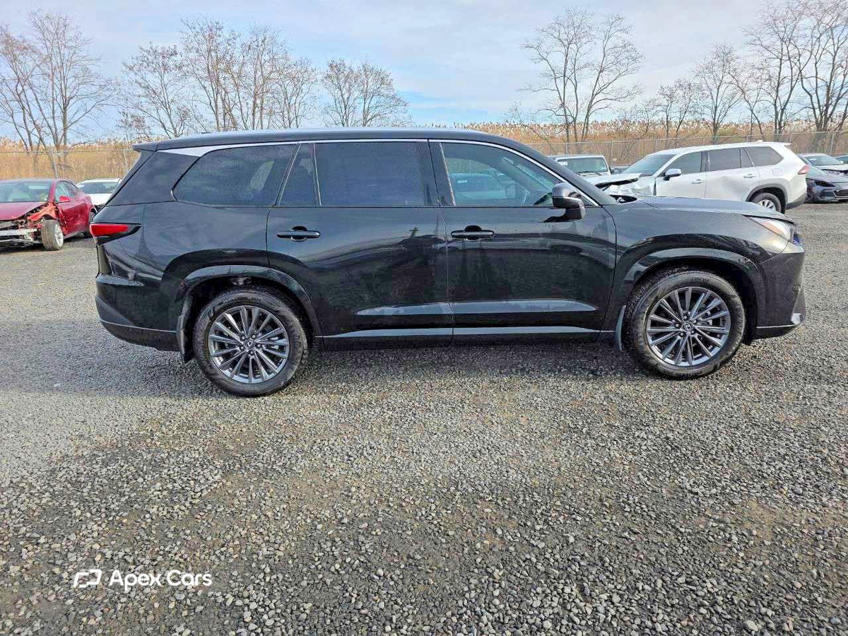 Lexus TX 2024