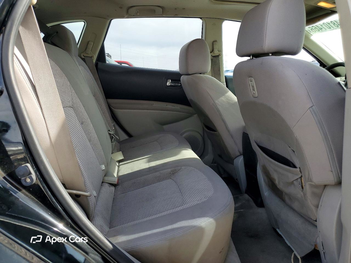 Nissan Rogue 2011