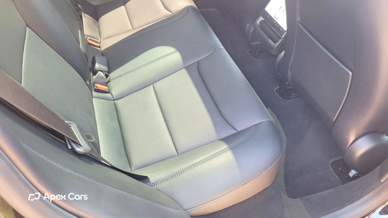 Tesla Model 3 2025